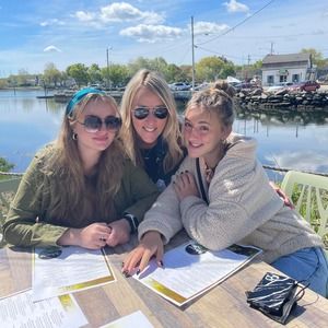 Meet your Posher, Christina